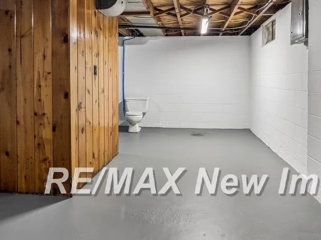 911 Thurman Street Saginaw City, MI 48602