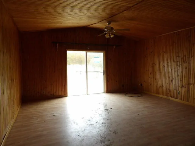 34637 76th Street Covert Township, MI 49043