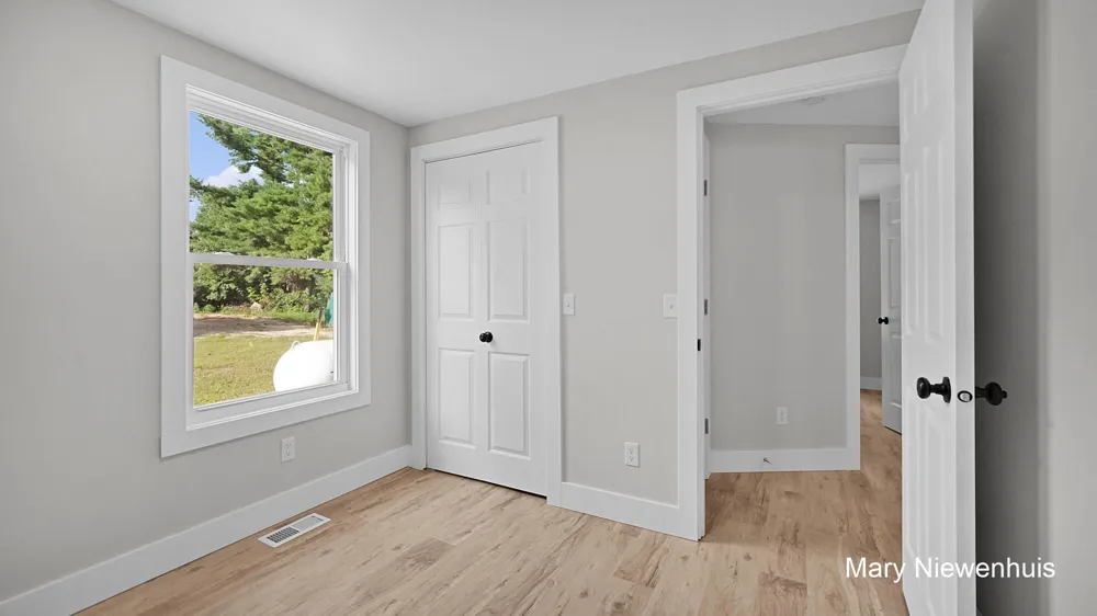 10219 W Sidney Road Montcalm Township, MI 48838