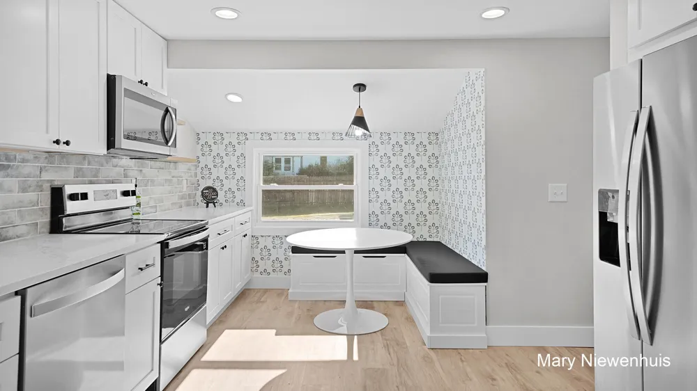 10219 W Sidney Road Montcalm Township, MI 48838