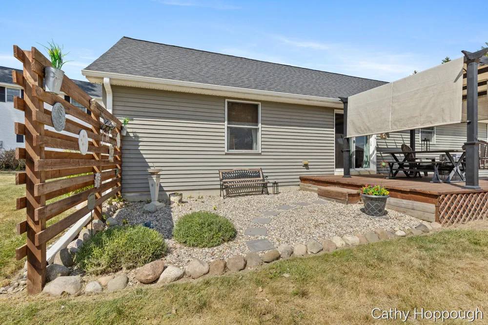 918 Emerald Circle Lake Odessa Village, MI 48849