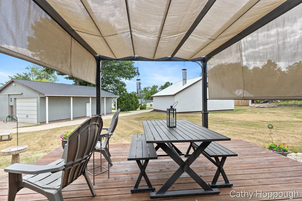 918 Emerald Circle Lake Odessa Village, MI 48849
