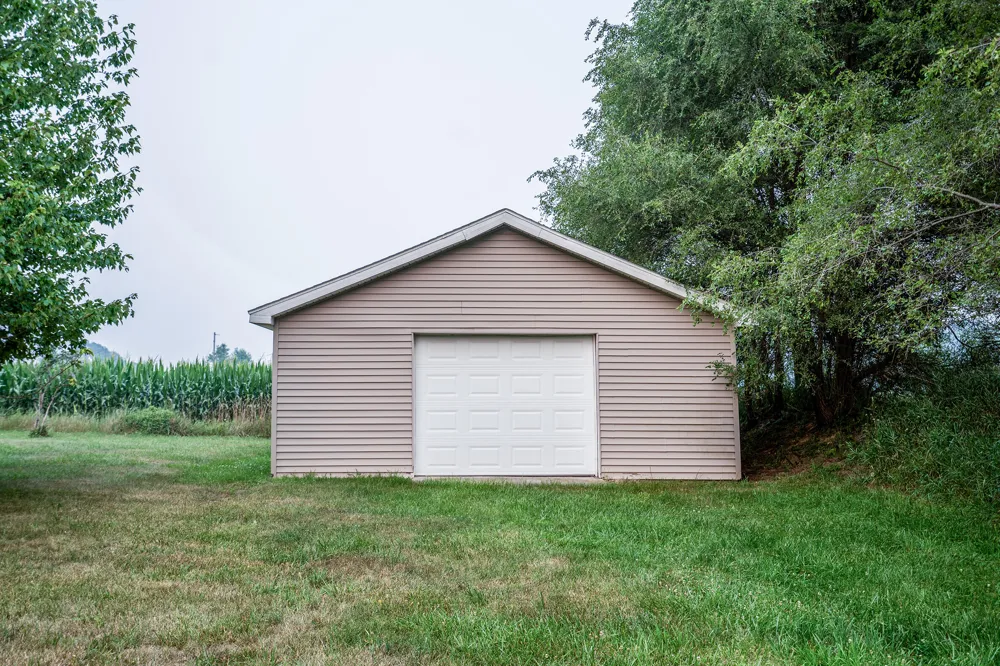 5967 Nichols Road Mason City, MI 48854
