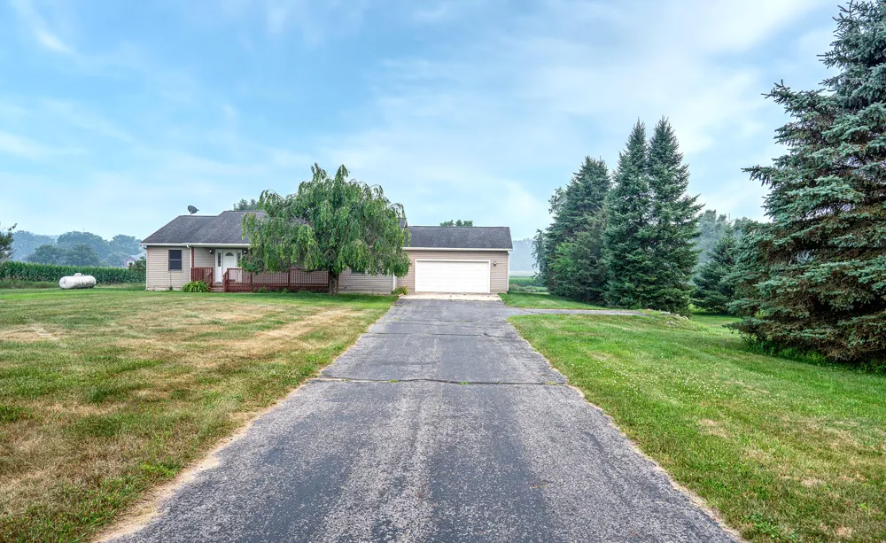 5967 Nichols Road Mason City, MI 48854