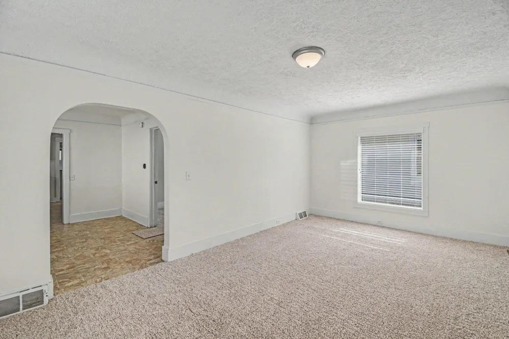 735 Eleanor Street NE Grand Rapids City, MI 49505