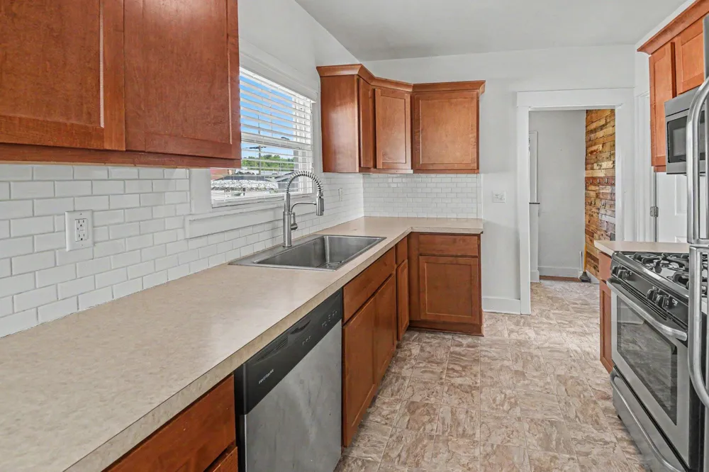 735 Eleanor Street NE Grand Rapids City, MI 49505