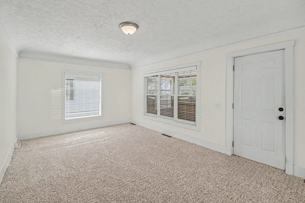 735 Eleanor Street NE Grand Rapids City, MI 49505