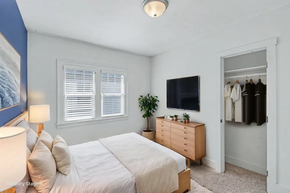 735 Eleanor Street NE Grand Rapids City, MI 49505
