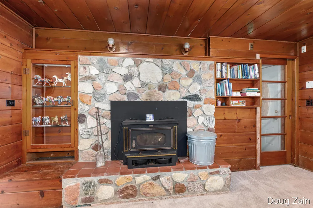 12502 McMurty Drive NE Spencer Township, MI 49343