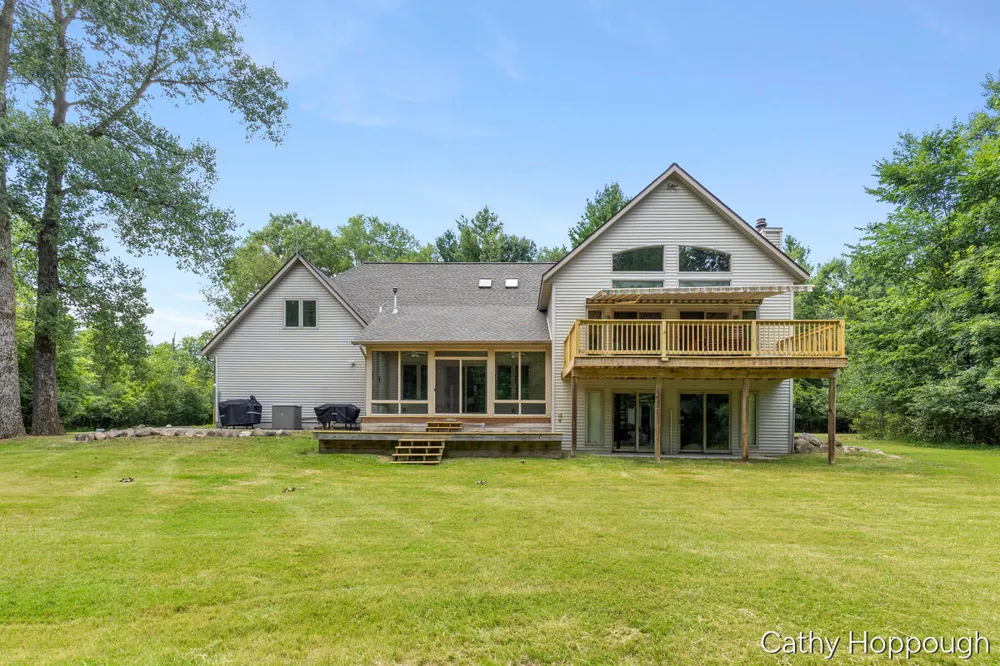 8687 River Run Trail Eureka Township, MI 48838