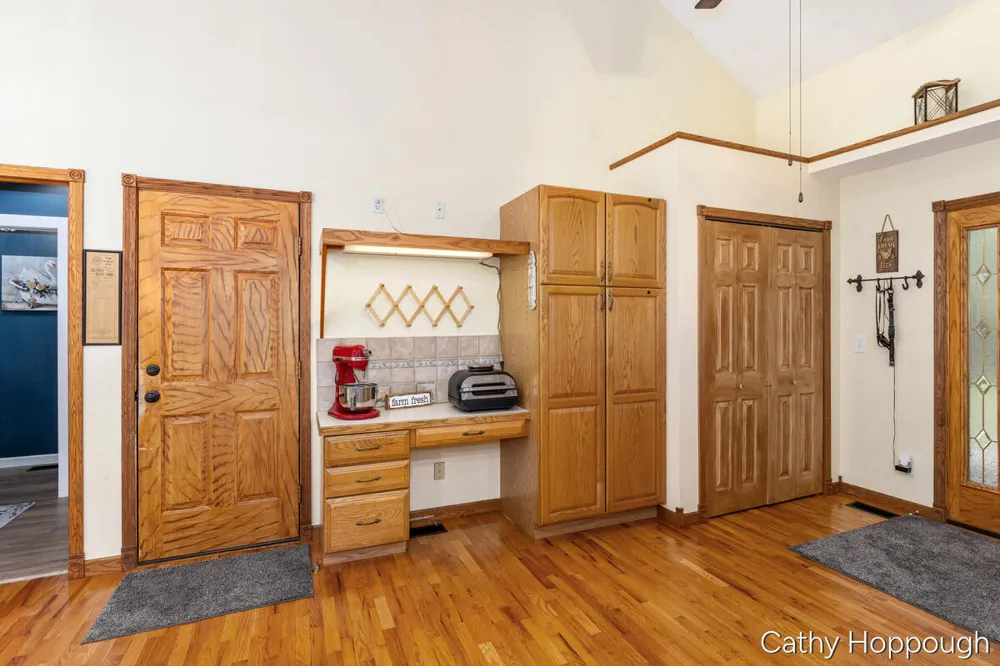 8687 River Run Trail Eureka Township, MI 48838