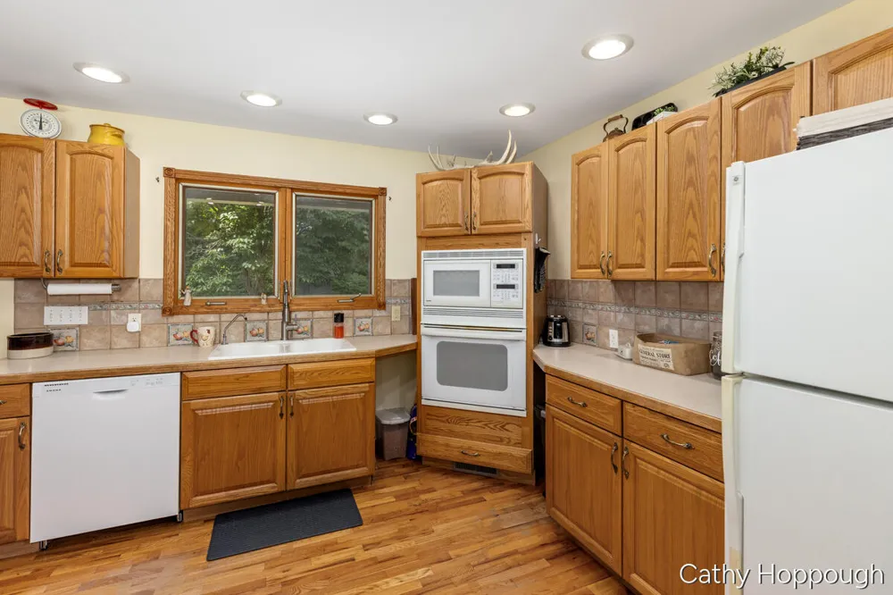 8687 River Run Trail Eureka Township, MI 48838