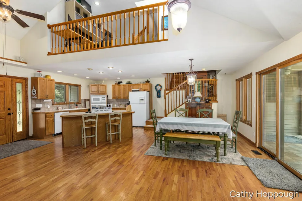 8687 River Run Trail Eureka Township, MI 48838