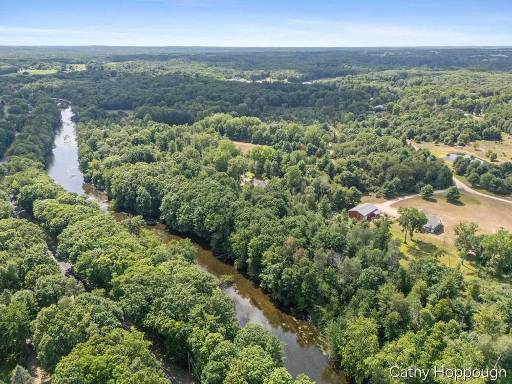 8687 River Run Trail Eureka Township, MI 48838