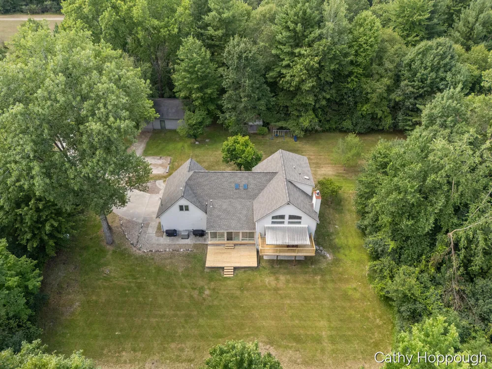 8687 River Run Trail Eureka Township, MI 48838