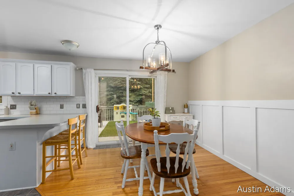2110 Fawnwood Drive SE Kentwood City, MI 49508