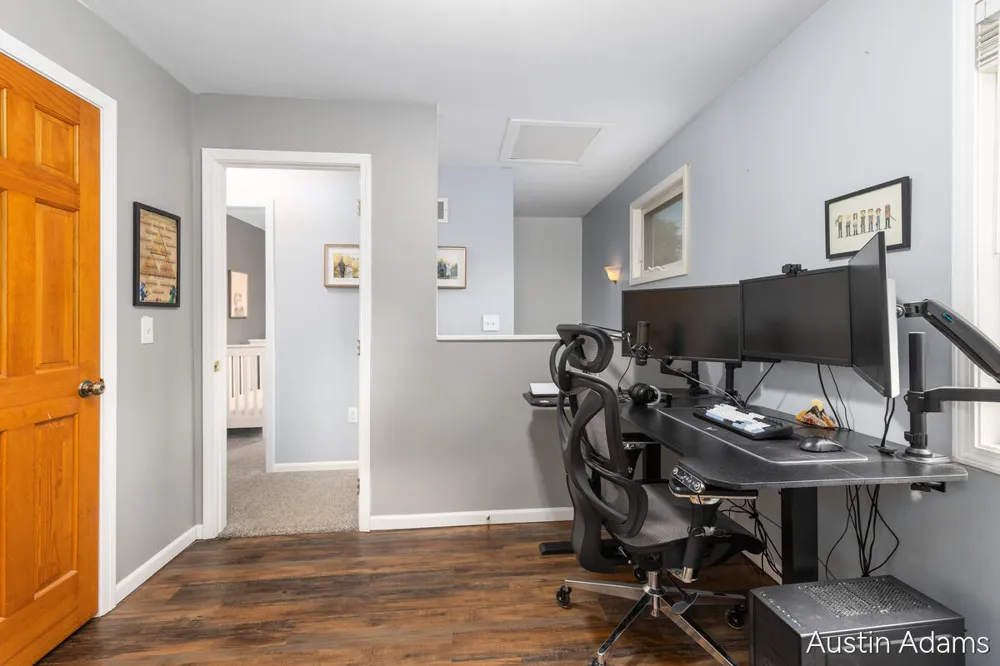 2110 Fawnwood Drive SE Kentwood City, MI 49508