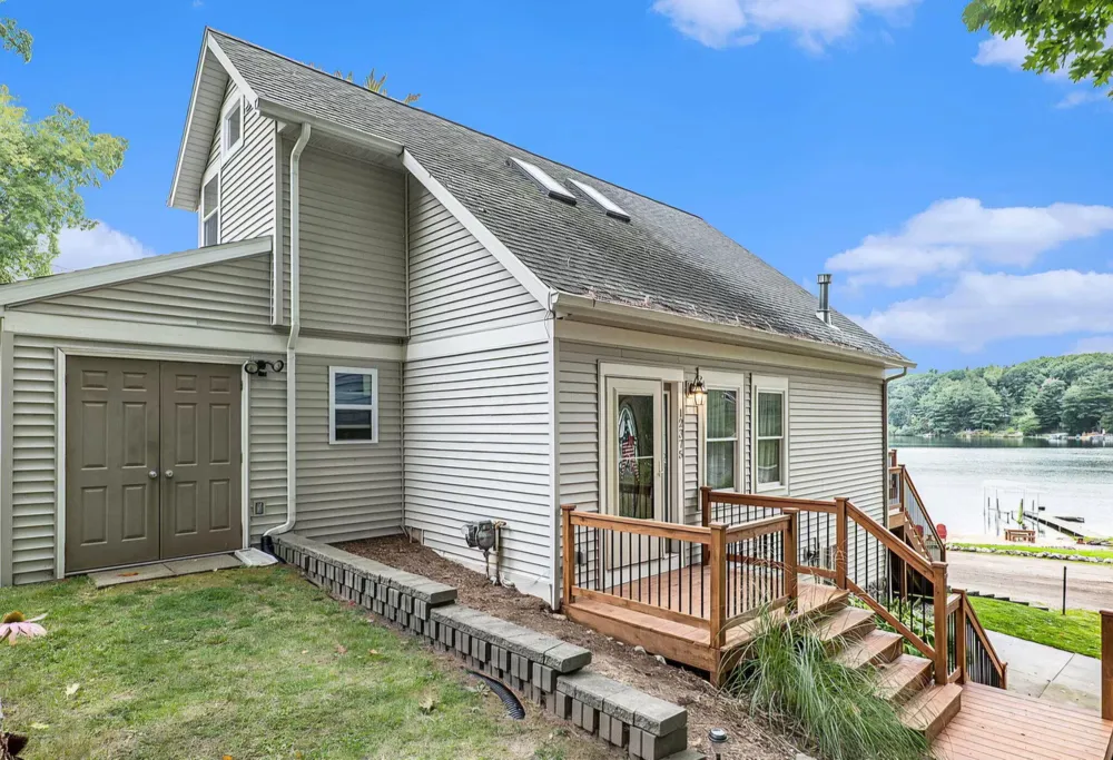 12375 Woodland Park Drive NE Grattan Township, MI 48809
