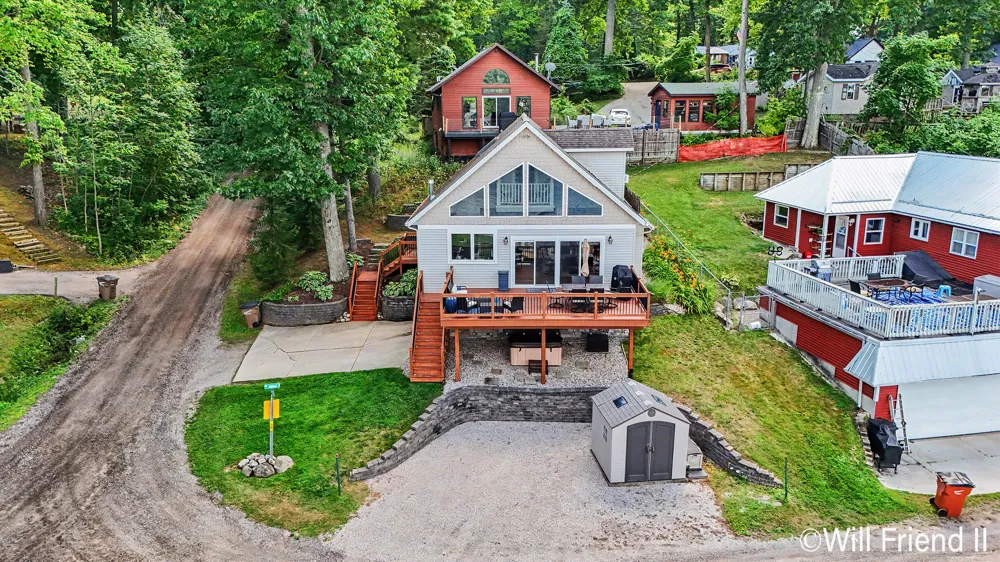 12375 Woodland Park Drive NE Grattan Township, MI 48809