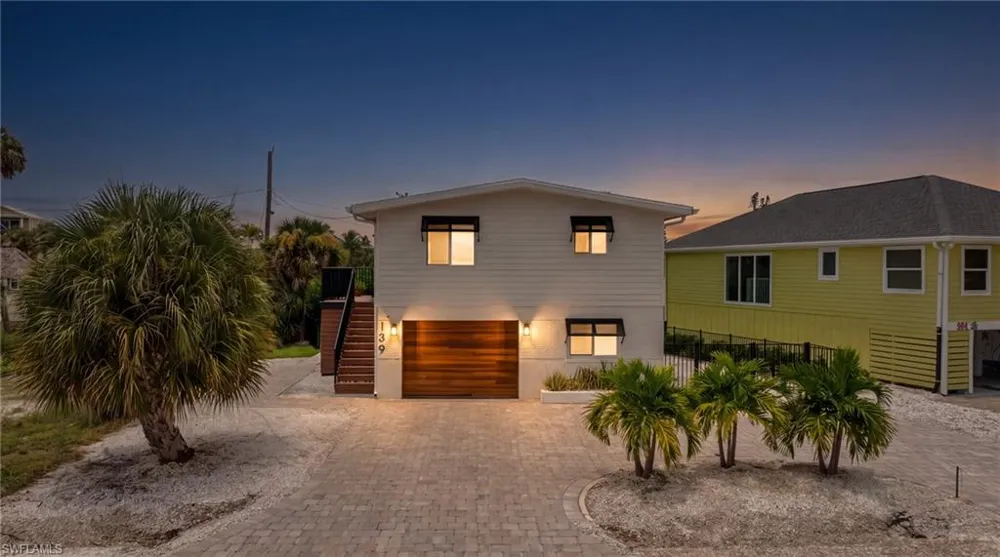 139 Coconut Drive Fort Myers Beach, FL 33931
