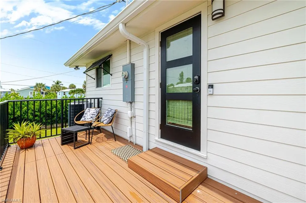 139 Coconut Drive Fort Myers Beach, FL 33931