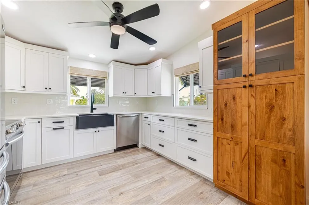 139 Coconut Drive Fort Myers Beach, FL 33931