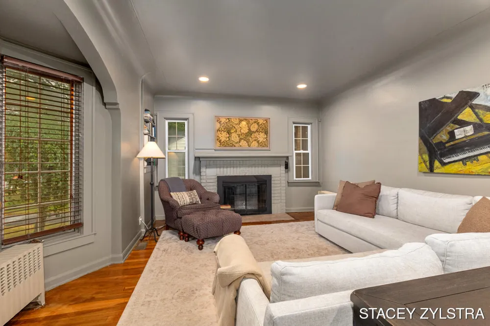 3331 Fulton Street E Grand Rapids Charter Township, MI 49546