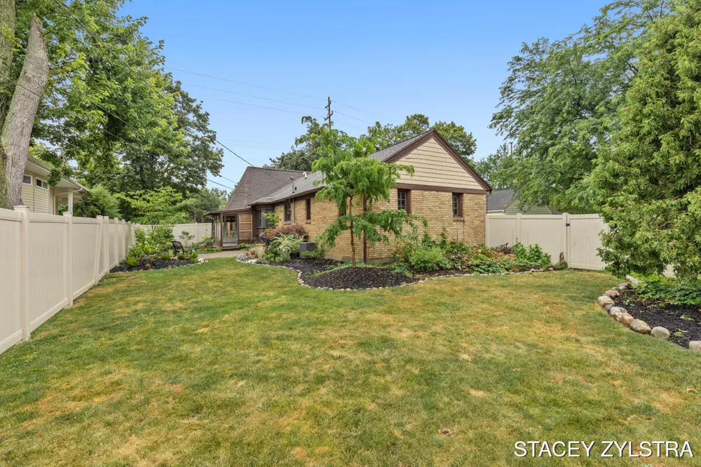 3331 Fulton Street E Grand Rapids Charter Township, MI 49546