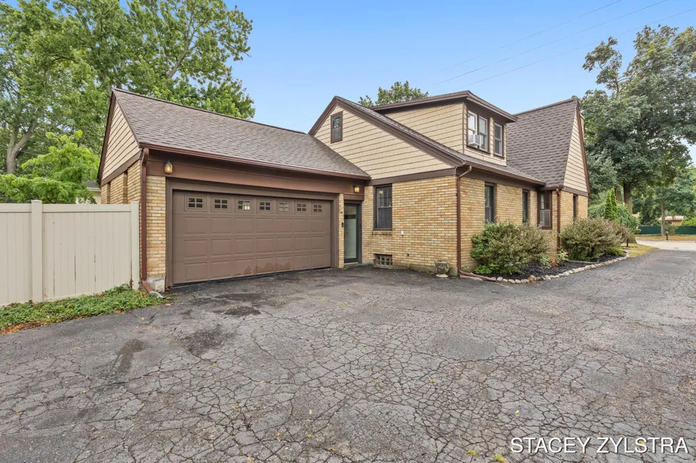 3331 Fulton Street E Grand Rapids Charter Township, MI 49546
