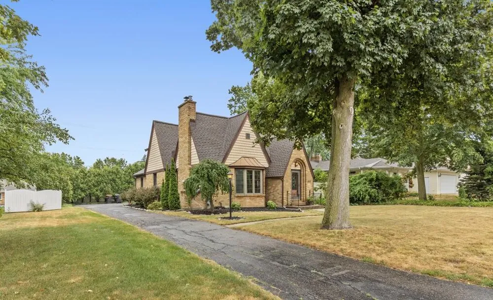 3331 Fulton Street E Grand Rapids Charter Township, MI 49546