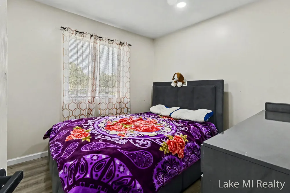 2119 Desoto Drive Lansing City, MI 48911