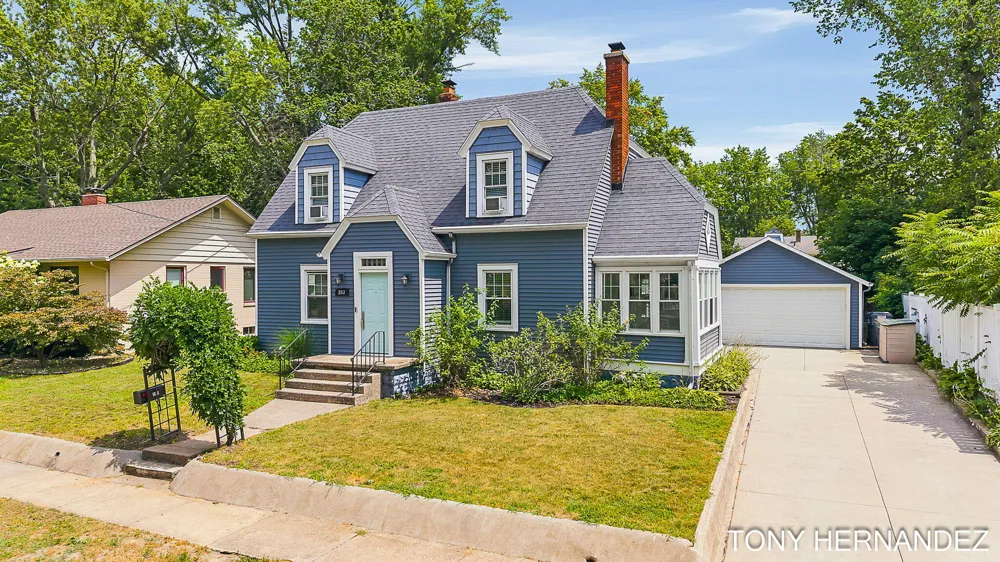263 Cherry Court South Haven City, MI 49090