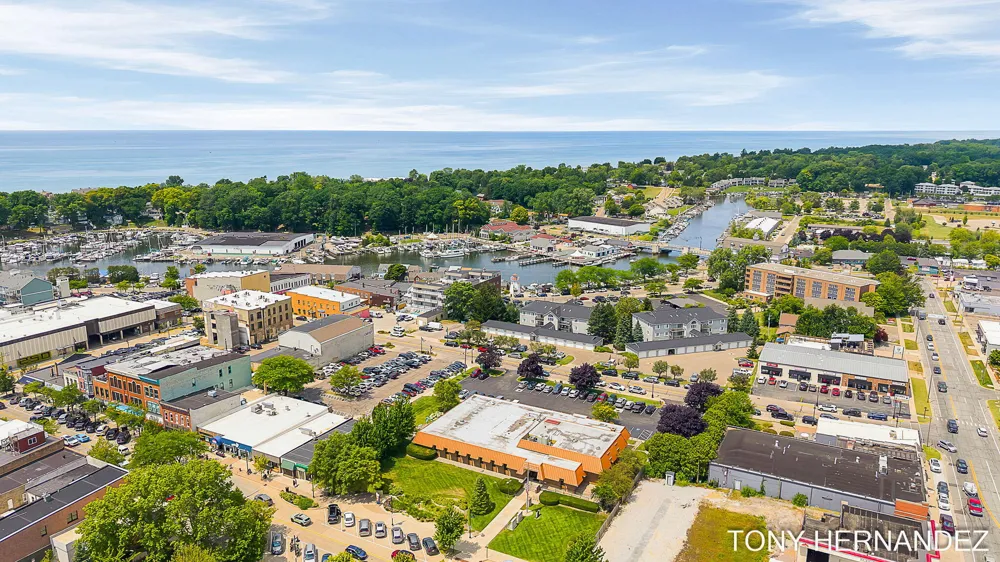 263 Cherry Court South Haven City, MI 49090