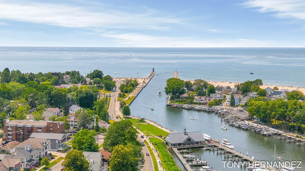 263 Cherry Court South Haven City, MI 49090