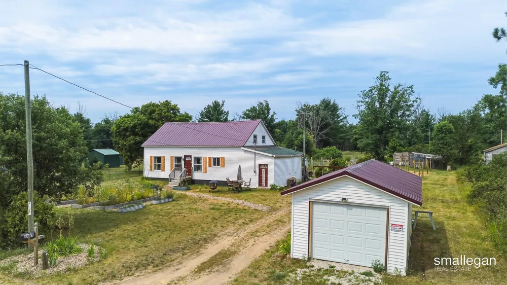 8465 S Michcon Avenue Pleasant Plains Township, MI 49304
