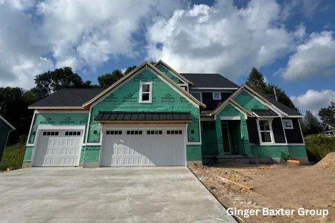 127 Summit Pointe Drive #3