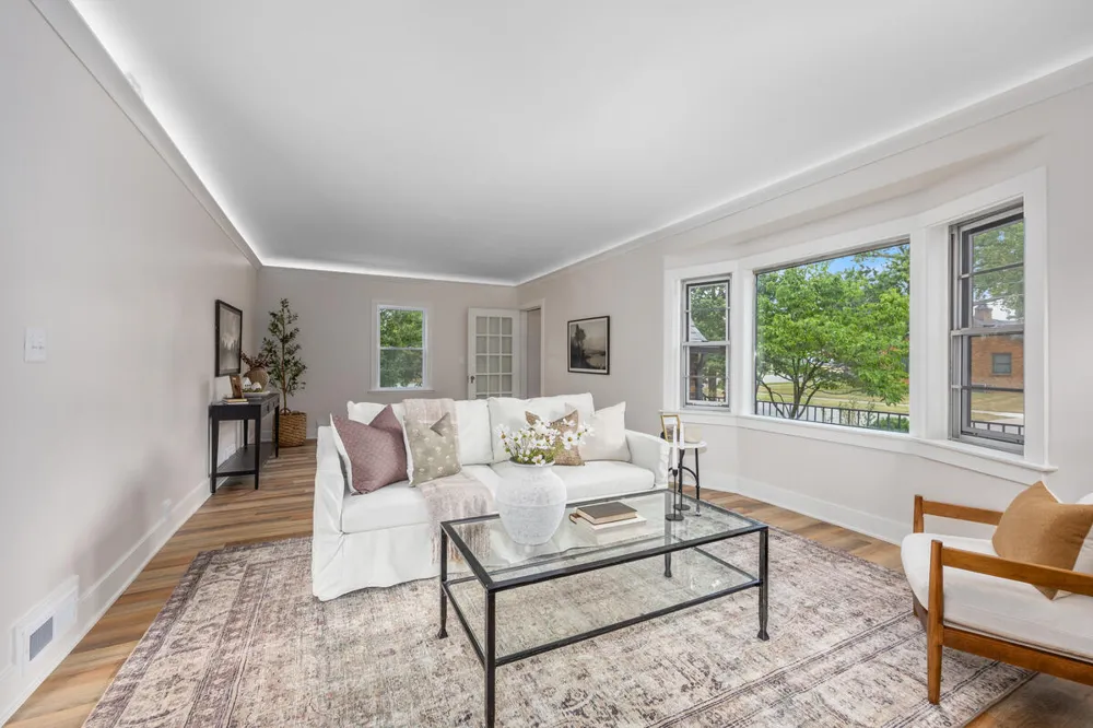 349 Baynton Avenue NE Grand Rapids City, MI 49503