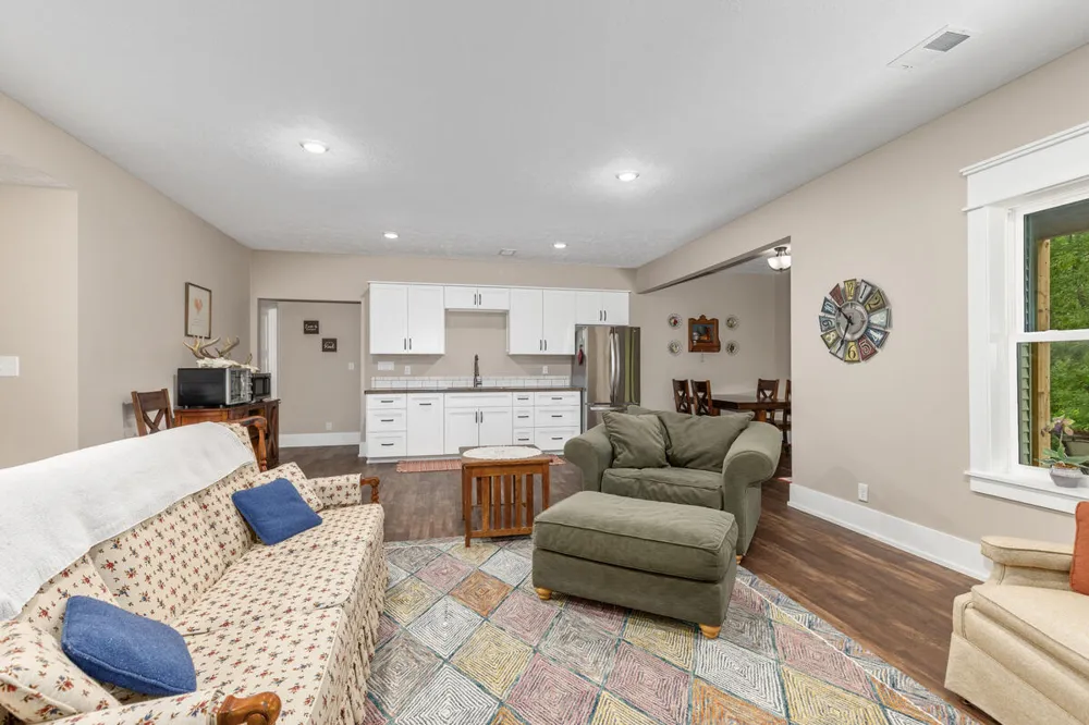 2961 Bristol Avenue NW Walker City, MI 49544