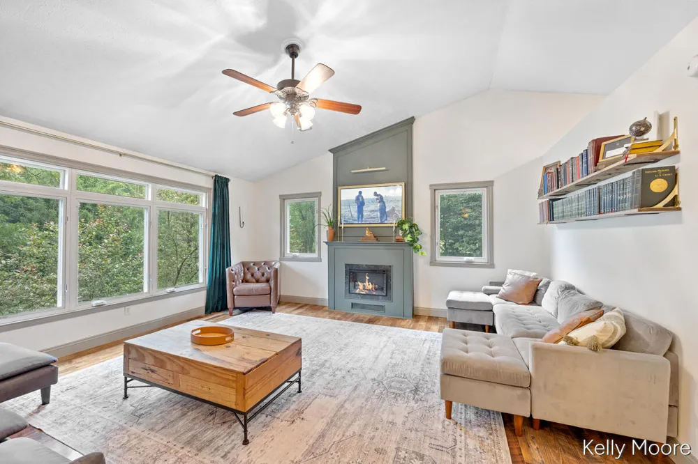 11856 Berridge Road Eureka Township, MI 48838