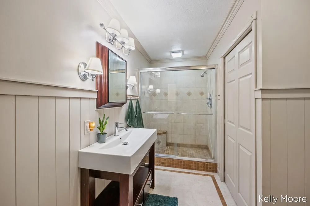 11856 Berridge Road Eureka Township, MI 48838