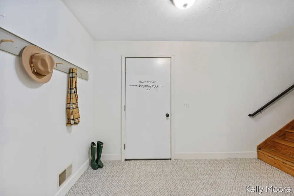 11856 Berridge Road Eureka Township, MI 48838