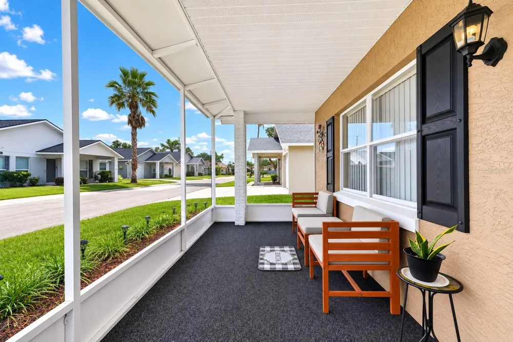 4772 SILVER CIRCLE Zephyrhills, FL 33541