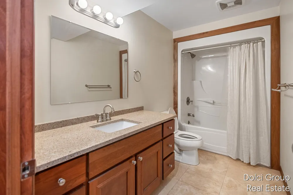 303 Regent Street SE Kentwood City, MI 49548