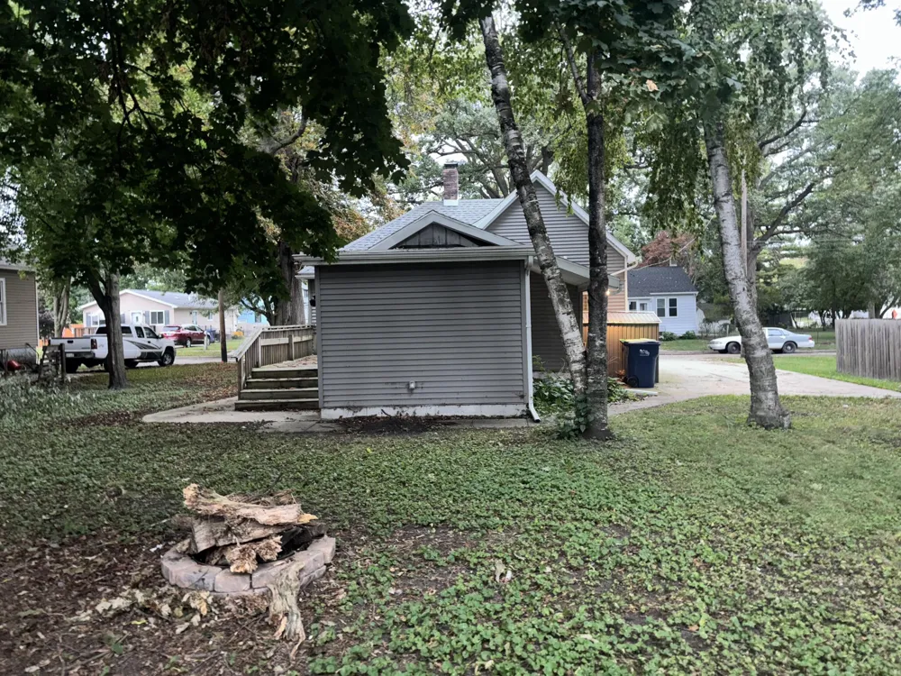 1012 Litchfield Street Bay City City, MI 48706