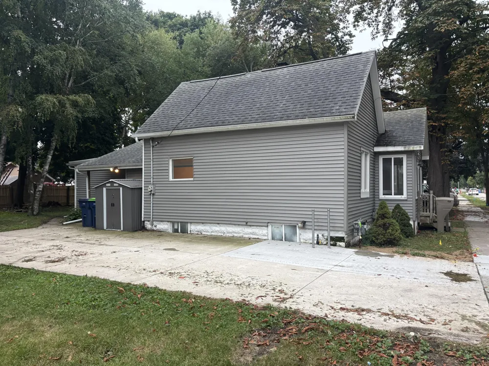 1012 Litchfield Street Bay City City, MI 48706