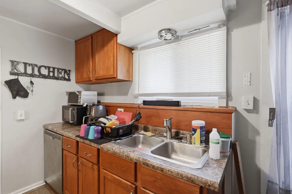 809 Holten Street Lansing City, MI 48915