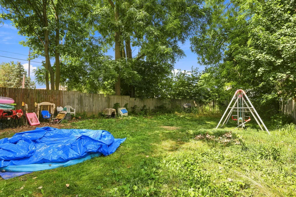 809 Holten Street Lansing City, MI 48915