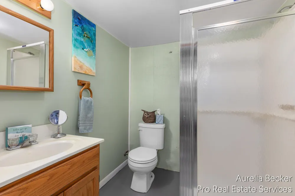 5812 Leisure South Drive SE Kentwood City, MI 49548