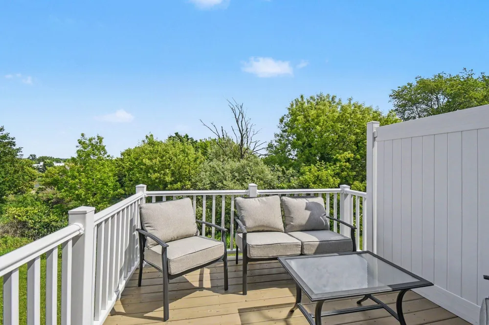 3383 Kings River Street SW #4 Wyoming City, MI 49418