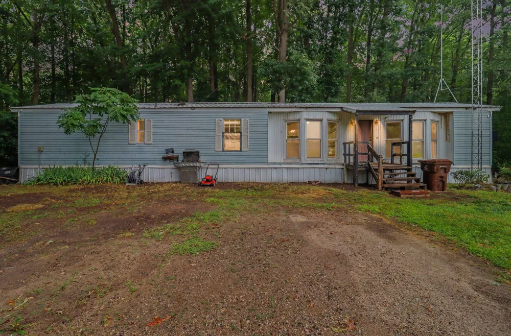14372 Deaner Road Winfield Township, MI 49329